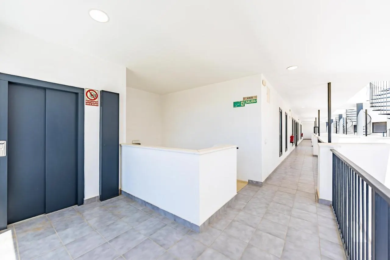 דירות טריפה Large Terrace, Swimming Pool, Private Garage And Fiber 0*,  ספרד
