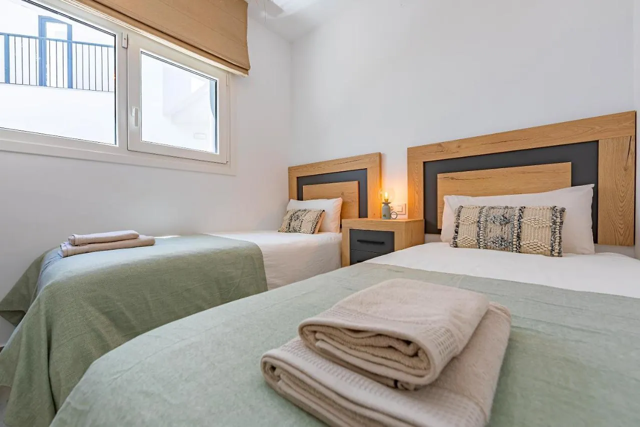 Large Terrace, Swimming Pool, Private Garage And Fiber Apartment Tarifa