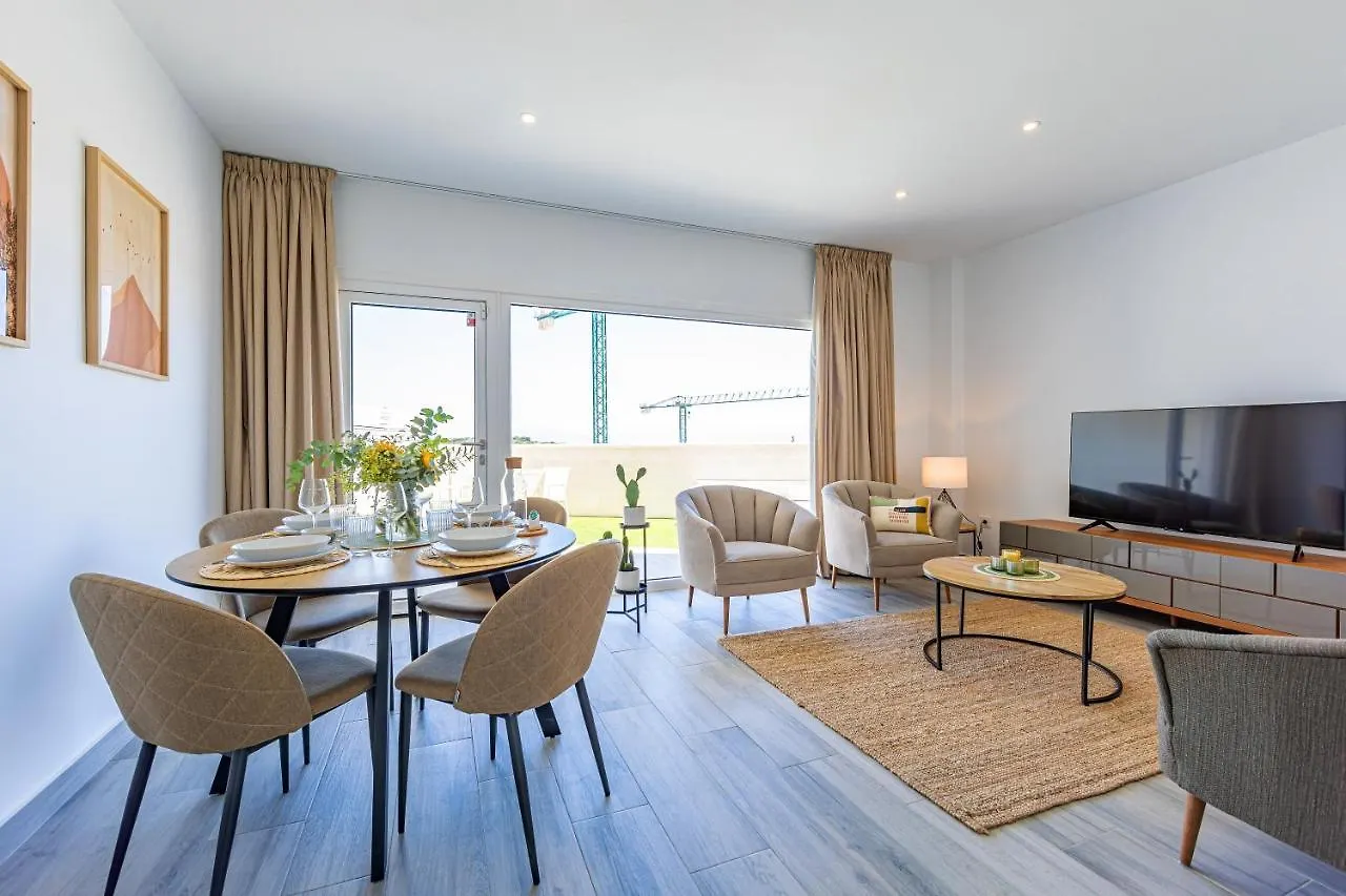 Large Terrace, Swimming Pool, Private Garage And Fiber Apartment Tarifa