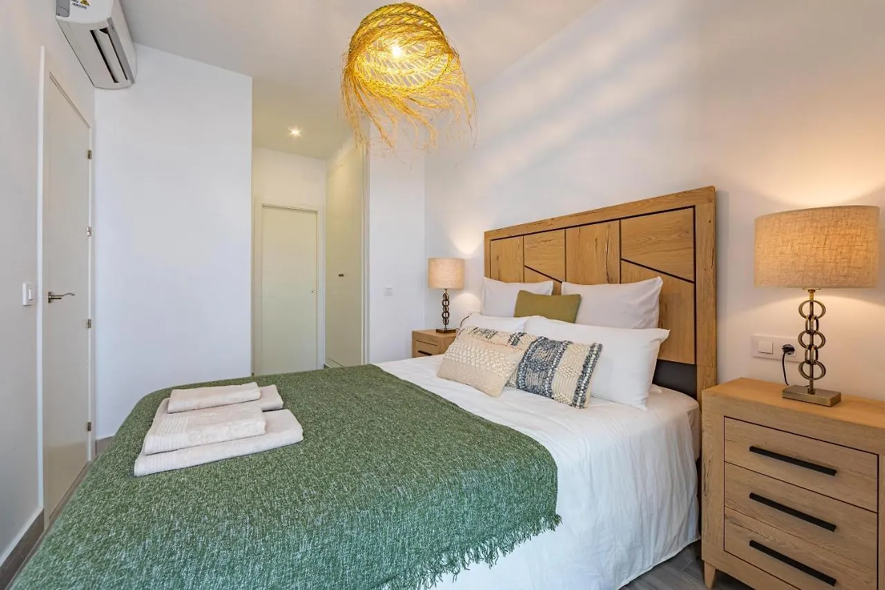 Large Terrace, Swimming Pool, Private Garage And Fiber Apartment Tarifa 0*,