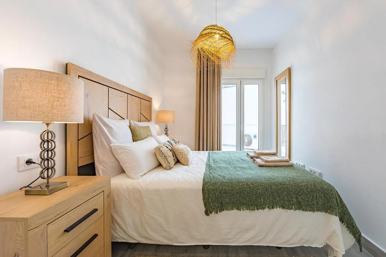 Large Terrace, Swimming Pool, Private Garage And Fiber Apartment Tarifa